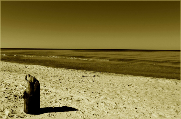 Samotność #Kołobrzeg #morze #plaża #jesień