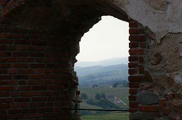 Czorsztyn%2C+zamek+w+Pieninach+nad+Dunajcem. #Czorsztyn