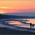 Spacer o zachodzie ... po zachodniej plaży ... :) #Kołobrzeg #plaża #zima #ZachódSłońca