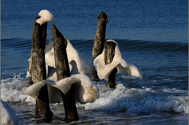 Zima w odwrocie #Zima #plaża #Kołobrzeg
