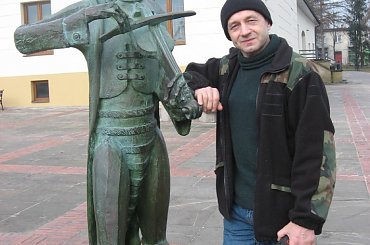 Dwa świerszcze na Rynku w Szczebrzeszynie #Szczebrzeszyn #świerszcz