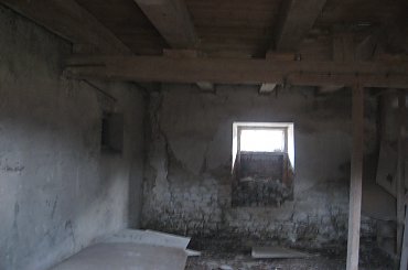 Młyn w Michalowie, 22 lut 2014, widok wnętrza na parterze #Michalów #młyn