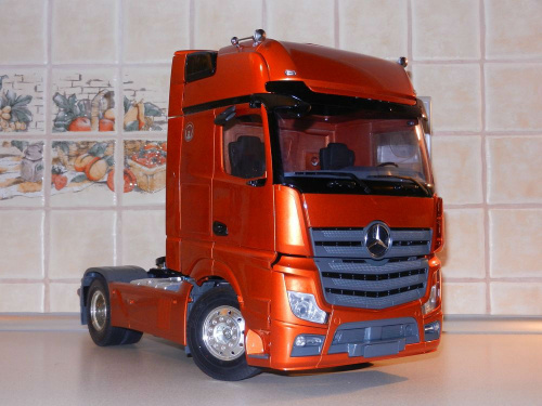 Mercedes Actros Gigaspace