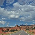 48. Przejazd przez część główną parku narodowego Capitol Reef