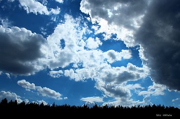 pocztówka z Sarbinowa ... wczorajsze, chmurzaste niebo w południe ... #wakacje #urlop #Sarbinowo