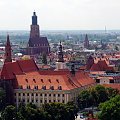 Wrocław - KATEDRA Św. Jana Chrzciciela - Punkt widokowy - Na horyzoncie KOŚCIÓŁ GARNIZONOWY, poniżej INSTYTUT FILOLOGII POLSKIEJ