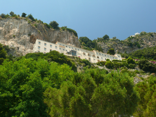 Amalfi - domy "zawieszone" w powietrzu #Campania #Neapol #Włochy #WybrzeżeAmalfii