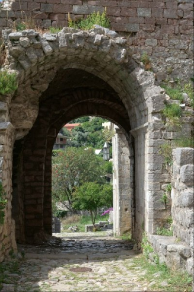STARY BAR, CZARNOGÓRA