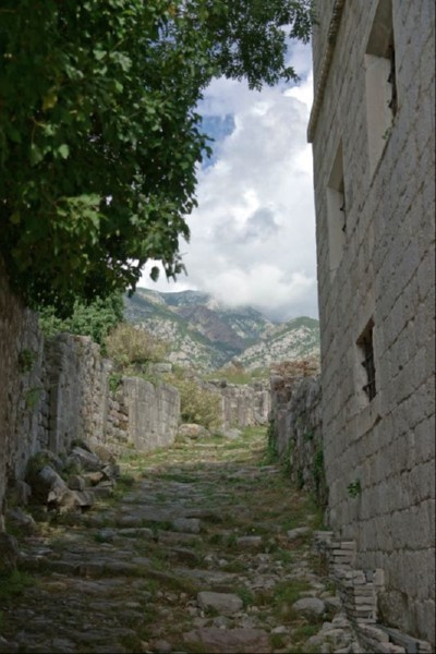 STARY BAR, CZARNOGÓRA