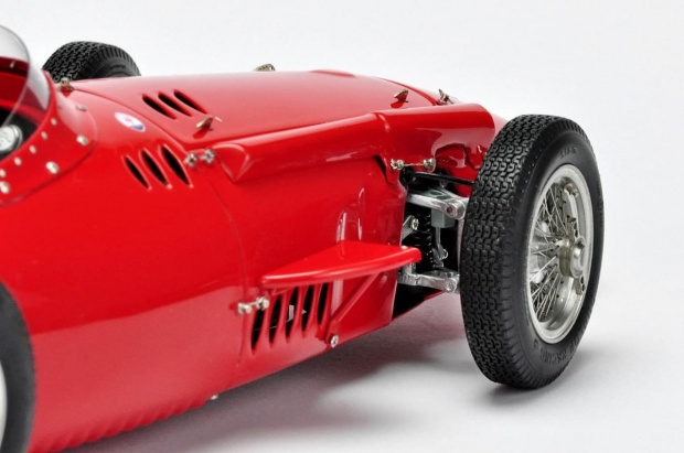 Maserati 250F #1 J.M. Fangio 1957 F1 Champion - 1:18 CMC