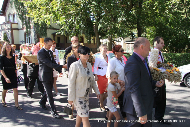 Dożynki diecezjalne i gminne w Strzelnie 2013