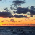 Zimowy zachód słońca nad morzem #BałtykZimaZachódSłońca