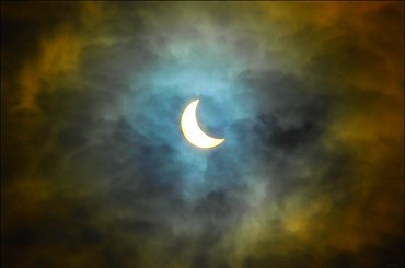 Zaćmienie słońca obserwowałam nad morzem ... na chwilę zaświeciło :) #ZaćmienieSłońca