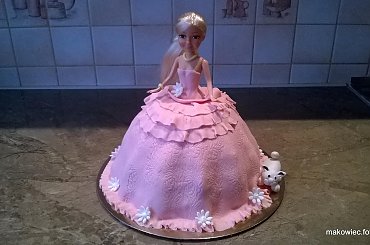 Tort dla dziewczynki różowy z kotkiem #TortLalka #TortyDlaDziewczynek #lala #TortyOklicznościowe #torty #LalaZKotkiem
