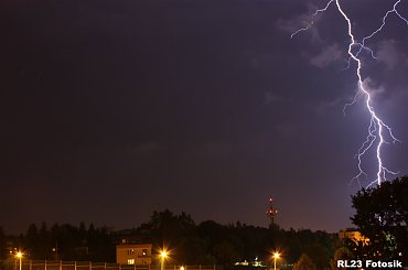 Pioruny #pioruny #błyskawice #WyładowaniaAtmosferyczne #burza