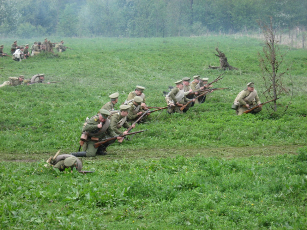 atak wojsk rosyjskich #BitwaGorlicka