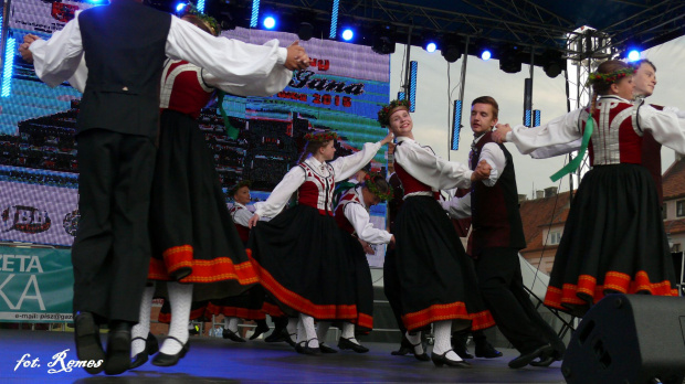 V Międzynarodowy Jarmark św. Jana - 2015- gościł zespoły folklorystyczne z Indii, Łotwy i Słowacji. Lokalni artyści to, Piska Orkiestra Dęta, Zespół Pieśni i Tańca Ziemia Piska, Zespół MY PISZANIE #Pisz