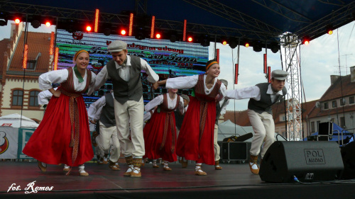V Międzynarodowy Jarmark św. Jana - 2015- gościł zespoły folklorystyczne z Indii, Łotwy i Słowacji. Lokalni artyści to, Piska Orkiestra Dęta, Zespół Pieśni i Tańca Ziemia Piska, Zespół MY PISZANIE #Pisz